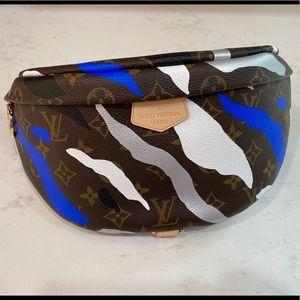 ❗️SOLD❗️Louis Vuitton Bumbag